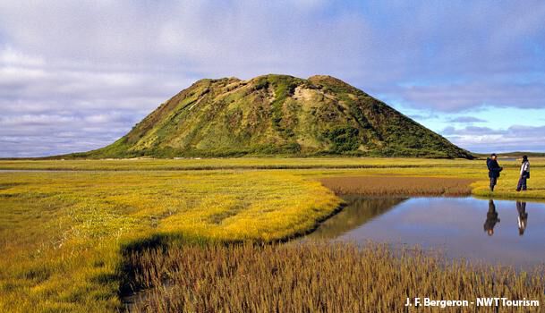 Pingos - Tuktoyaktuk